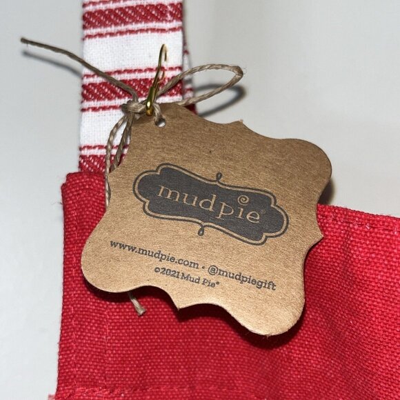 It's Beginning To Taste A Lot Like Christmas Apron Pckets Bottle Opener NWT - Picture 7 of 16